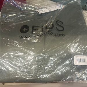 Figs Women's Scrub Top in Olive Green